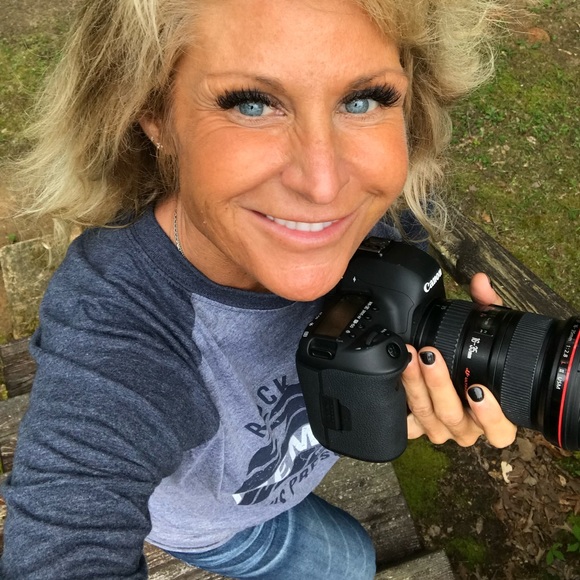 **POSH AMBASSADOR**Hi I’m Tracie! Nice to meet U! - Picture 7 of 9